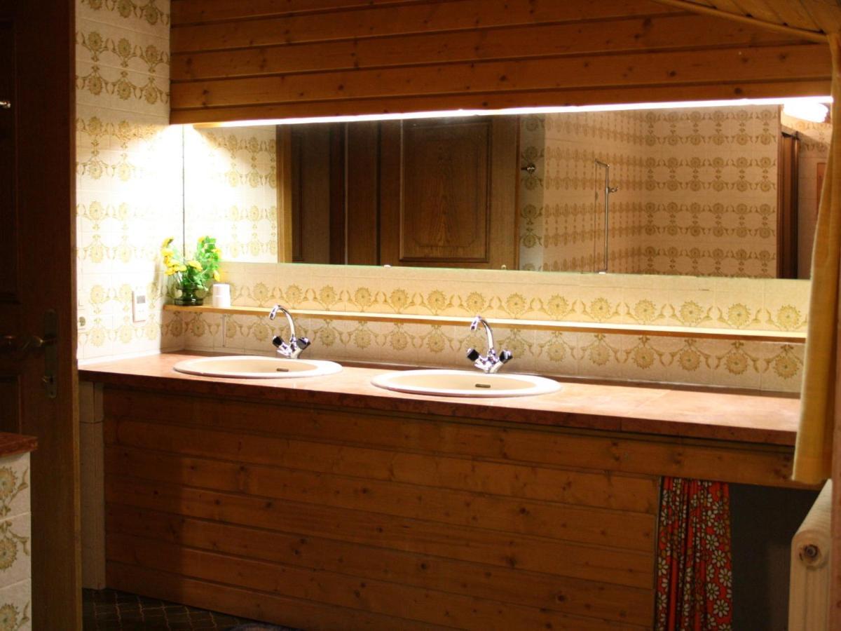 Spacious Chalet In Flachau With Sauna Екстер'єр фото